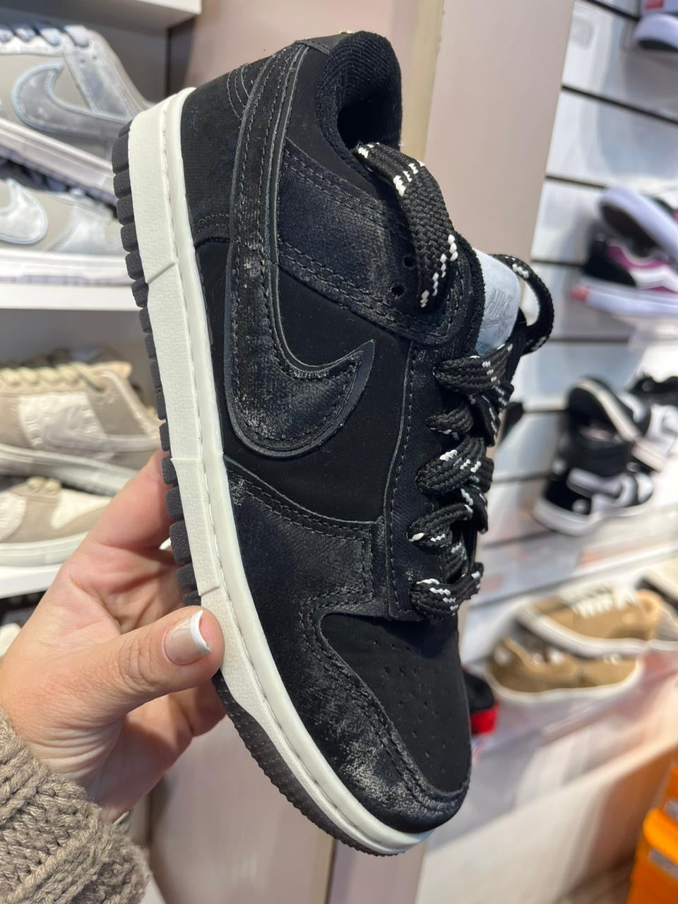 Nike Terciopelo