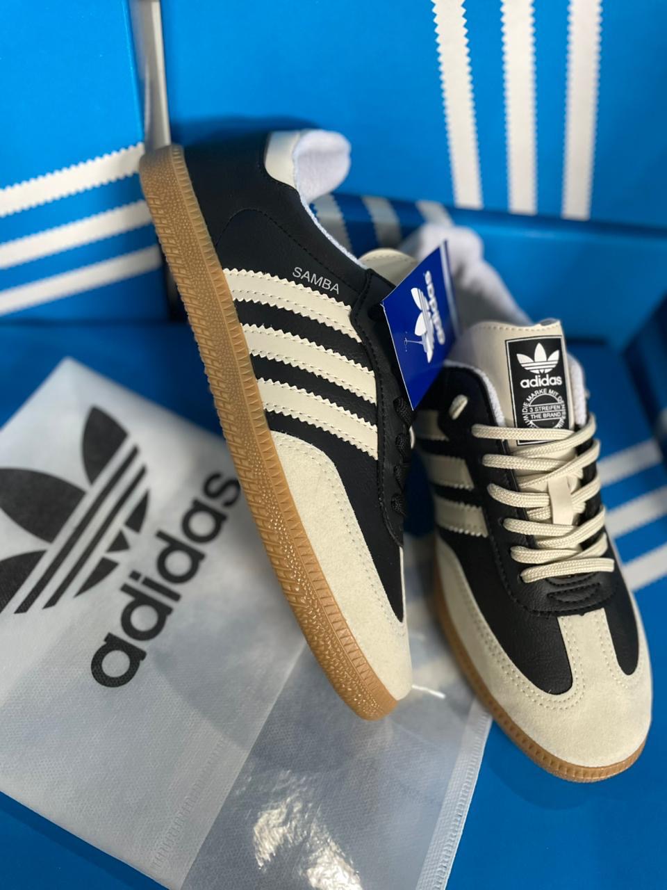 Adidas Samba