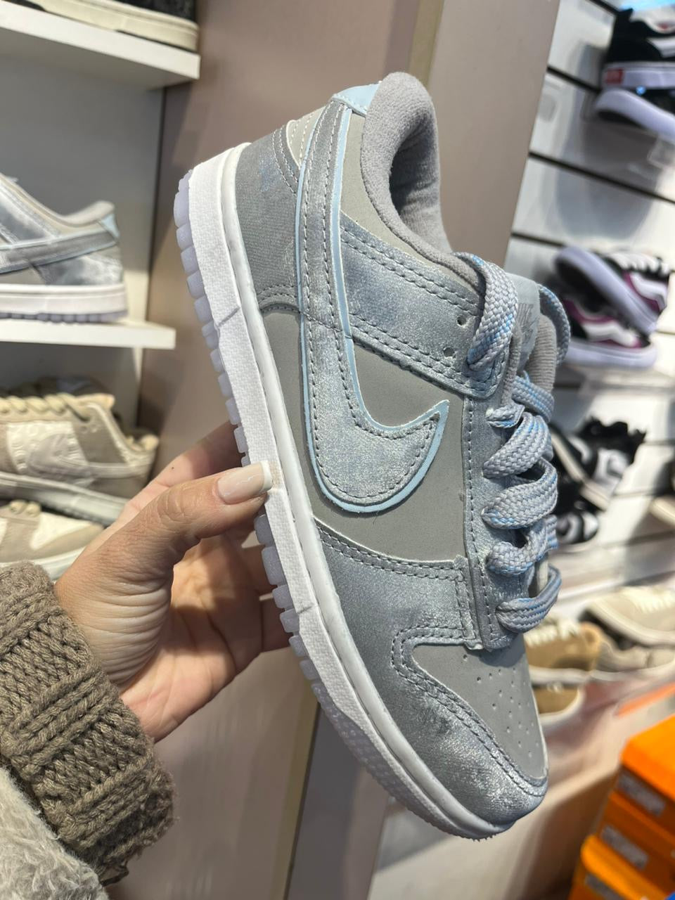 Nike Terciopelo